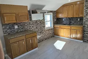 2 James Ct 2, Lodi, NJ 07644 - Photo 2