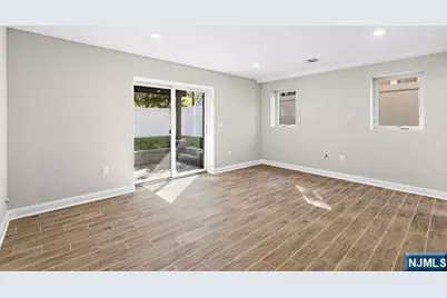 780 Edgewood Lane B #B, Cliffside Park, NJ 07010 - Photo 20