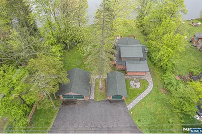 121 Bearfort Road, West Milford, NJ 07480 - Photo 4