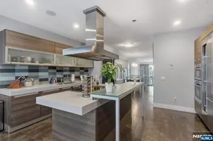 760 Undercliff B, Edgewater, NJ 07020 - Photo 18