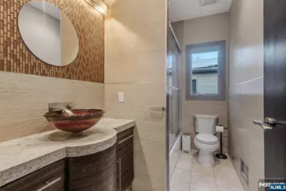 760 Undercliff B #B, Edgewater, NJ 07020 - Photo 26