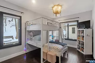 760 Undercliff, Edgewater, NJ 07020 - Photo 8