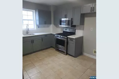 307 Smith Street 2 #2, Newark, NJ 07106 - Photo 6