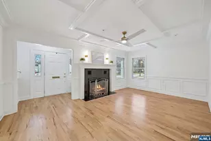 6 Colony, North Caldwell, NJ 07006 - Photo 4