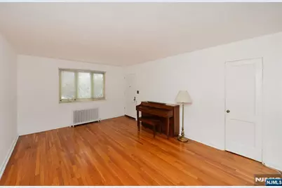 50 S 1st Street 3A #3A, Bergenfield, NJ 07621 - Photo 8