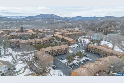 16 Brookside Heights 16G #16G, Wanaque, NJ 07465 - Photo 26