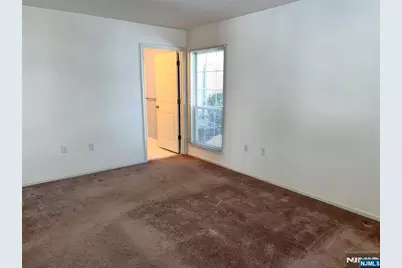 1142 Stafford Street, Mahwah, NJ 07430 - Photo 12