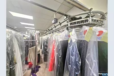 453 Palisade Avenue, Cliffside Park, NJ 07010 - Photo 8