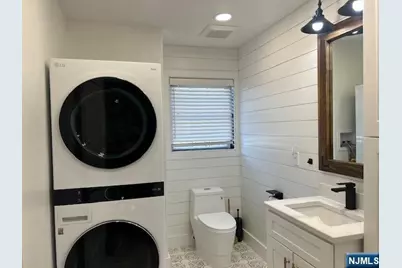 17 Zabriskie Street 1705 #1705, Hackensack, NJ 07601 - Photo 18