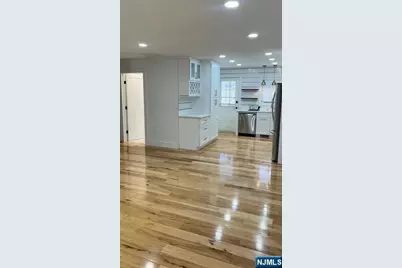 17 Zabriskie Street 1705 #1705, Hackensack, NJ 07601 - Photo 4