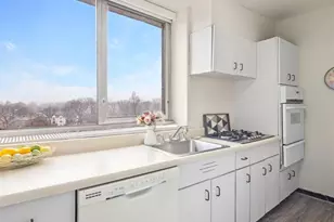 1 Horizon Road 806, Fort Lee, NJ 07024 - Photo 6