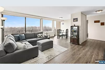 1 Horizon Road 806 #806, Fort Lee, NJ 07024 - Photo 2