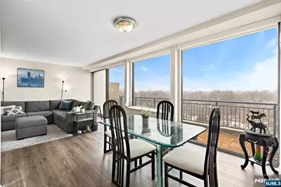 1 Horizon Road 806 #806, Fort Lee, NJ 07024 - Photo 4