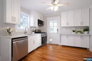 754 Wyckoff Ave, Wyckoff Township, NJ 07481 - Photo 10