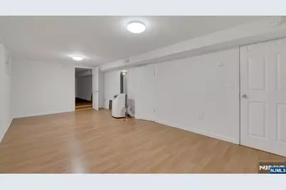 106 Broughton Avenue, Bloomfield, NJ 07003 - Photo 6