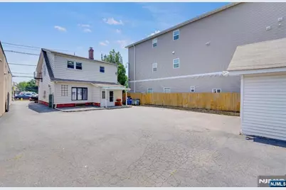 106 Broughton Avenue, Bloomfield, NJ 07003 - Photo 4