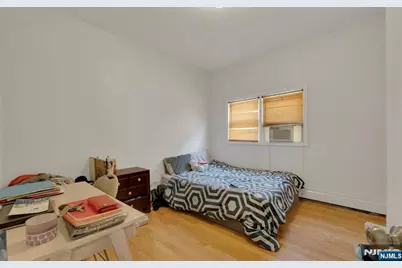 106 Broughton Avenue, Bloomfield, NJ 07003 - Photo 18