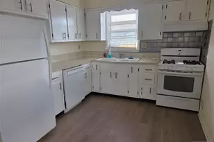 22 Bernice Pl, Lodi, NJ 07644 - Photo 2