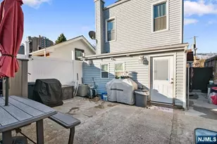 7 Martin St, Paterson, NJ 07501 - Photo 18