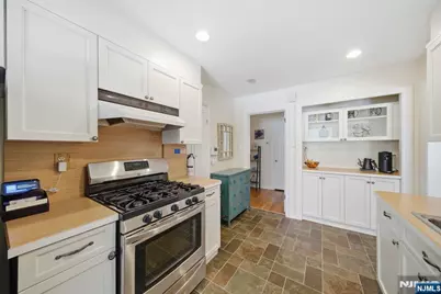 66 Legion Place, Closter, NJ 07624 - Photo 16