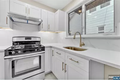 203 Brinkerhoff Street 1 #1, Ridgefield Park, NJ 07660 - Photo 4