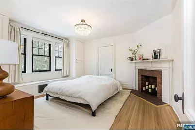 11 Upper Mountain Avenue, Montclair, NJ 07042 - Photo 14