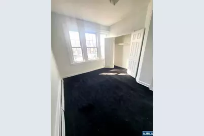 54-56 Lindsley Place 1R #1R, East Orange, NJ 07018 - Photo 2