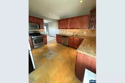 187 Holt Street, Hackensack, NJ 07601 - Photo 6