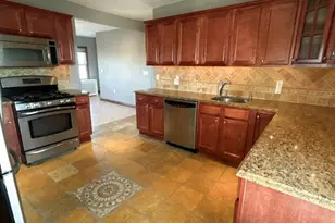 187 Holt St, Hackensack, NJ 07601 - Photo 6