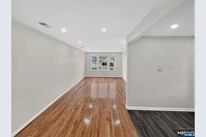 156 Ridgewood Avenue, Newark, NJ 07108 - Photo 12