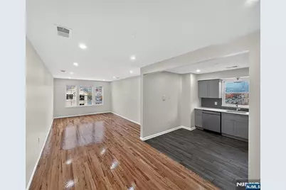 156 Ridgewood Avenue, Newark, NJ 07108 - Photo 6