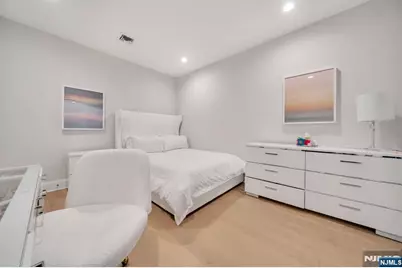 61 Woodmont Circle, River Vale Township, NJ 07675 - Photo 26