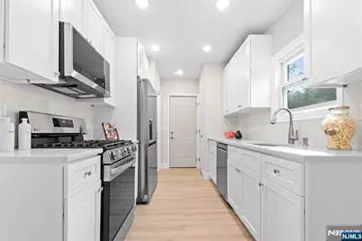 56 Harvey Street, Closter, NJ 07624 - Photo 6