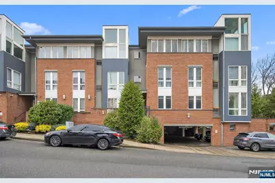 255 Laird 1 #1, Cliffside Park, NJ 07010 - Photo 20