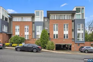 255 Laird 1, Cliffside Park, NJ 07010 - Photo 20