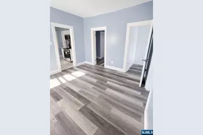 204 Demott Avenue 2 #2, Clifton, NJ 07011 - Photo 2