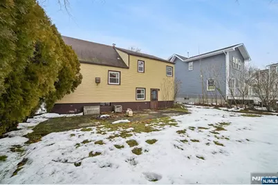 18 Byrne Place, Bergenfield, NJ 07621 - Photo 28