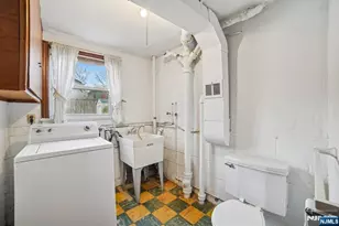 18 Byrne Pl, Bergenfield, NJ 07621 - Photo 22