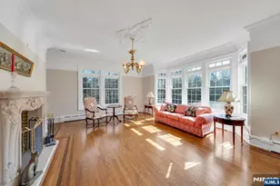 213 Stokes Farm Rd, Franklin Lakes, NJ 07417 - Photo 10