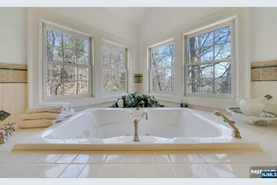 213 Stokes Farm Road, Franklin Lakes, NJ 07417 - Photo 22