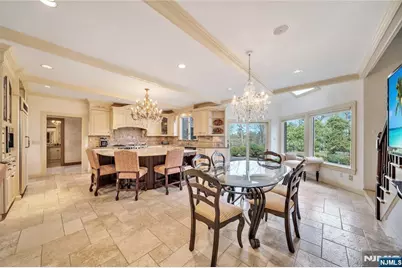 837 Apple Ridge Road, Franklin Lakes, NJ 07417 - Photo 10
