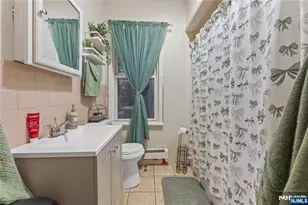 160 Burgess Pl, Passaic, NJ 07055 - Photo 8