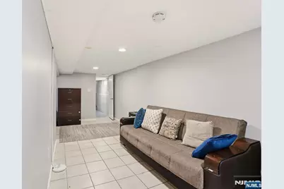 41 15th Avenue, Elmwood Park, NJ 07407 - Photo 20