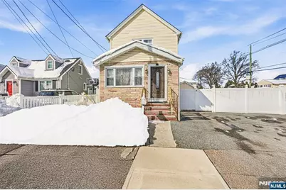 41 15th Avenue, Elmwood Park, NJ 07407 - Photo 2