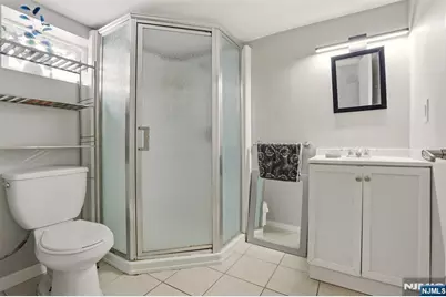 41 15th Avenue, Elmwood Park, NJ 07407 - Photo 18