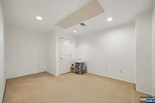 2106 Henry Ct, Mahwah, NJ 07430 - Photo 16