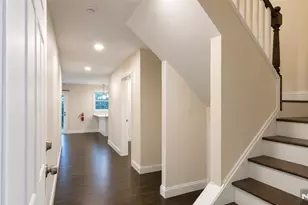 7 Maple Street 1, Bloomfield, NJ 07003 - Photo 2