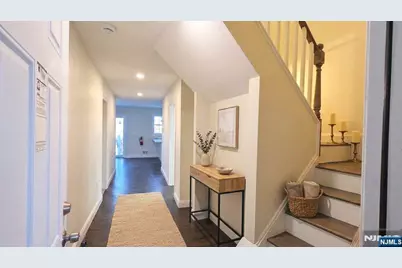 7 Maple Street 1 #1, Bloomfield, NJ 07003 - Photo 2