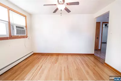 117 Hendel Avenue 2nd Flr #2nd Flr, North Arlington, NJ 07031 - Photo 4