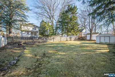 181 Ridge Avenue, Park Ridge, NJ 07656 - Photo 32